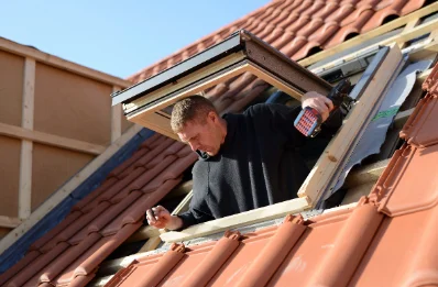 Pose de fenêtres de toit Velux à Hermeray